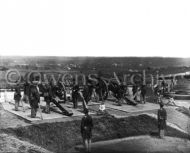 Gun crews with heavy artillery, Fort Lincoln