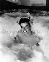 Jane Russell in bathtub