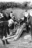 French artillerymen wearing gas masks