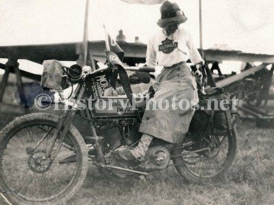 Della Crewe on 1914 Harley-Davidson Twin Cylinder Engine