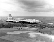Boeing B-17 Flying Fortress in Flight "Memphis Belle"