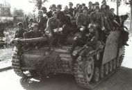 Schwere SS-Panzer Abteilung 103 with SS Troops